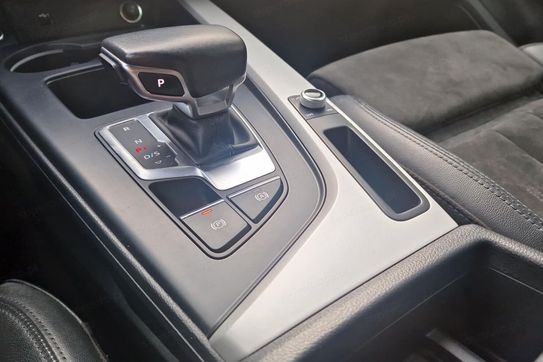 Audi A4 40 TDI quattro S Line S tronic
