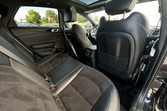 Kia ProCeed 1.5 t-Gdi Gt Line Dct