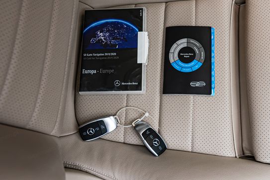 Mercedes Klasa C C 300 9G-TRONIC