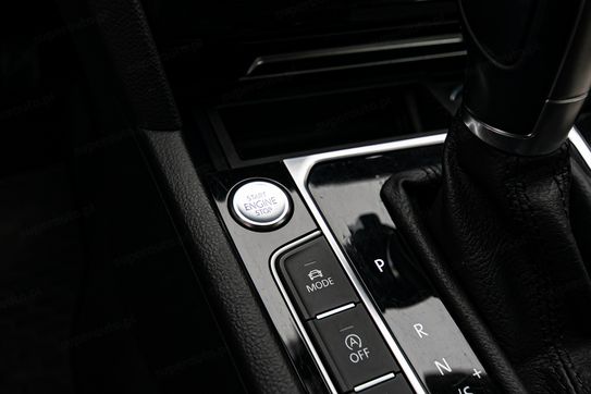 Volkswagen Passat 1.8 TSI R-Line DSG