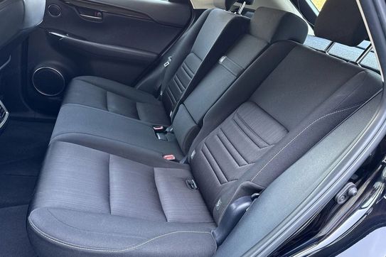 Lexus NX 450h+ Prestige AWD