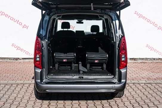 Toyota Proace City Verso Long L2H1 7os AT