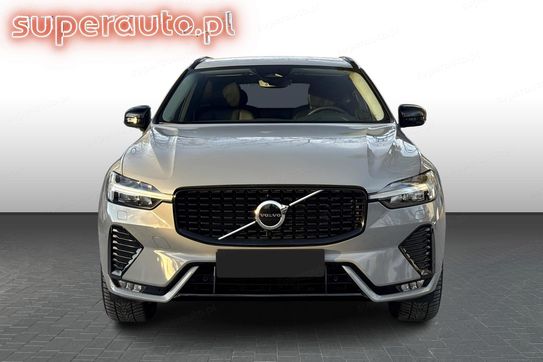 Volvo XC60 B5 B AWD Plus Dark