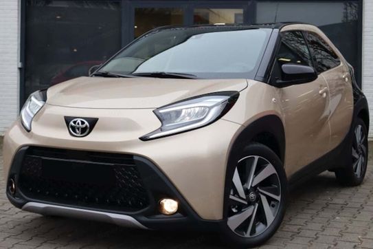 Toyota Aygo X Executive 1.0 benzyna