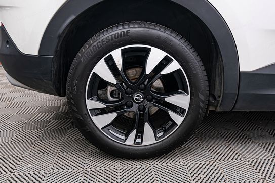 Opel Grandland X 1.2 T Elite S&S aut