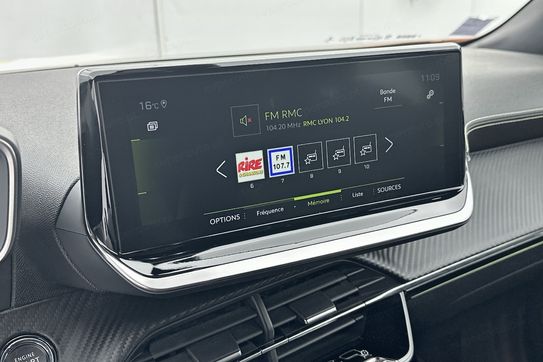 Peugeot 2008 GT 1.2 PureTech EAT8