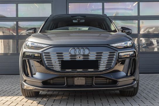 Audi Q6 e-tron S line