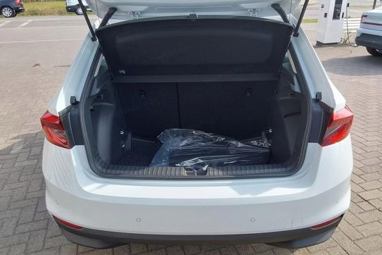 Skoda Fabia Essence 1.0 MPI