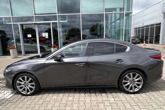 Mazda 3 mHEV Centre-Line