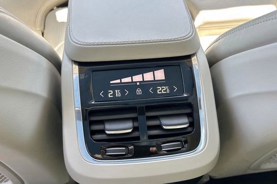 Volvo V90 Cross Country B5 D AWD Pro