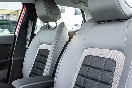 Citroen C4 Plus eDCT6 1.2 mHEV