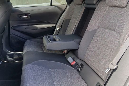 Toyota Corolla 1.8 Hybrid Style