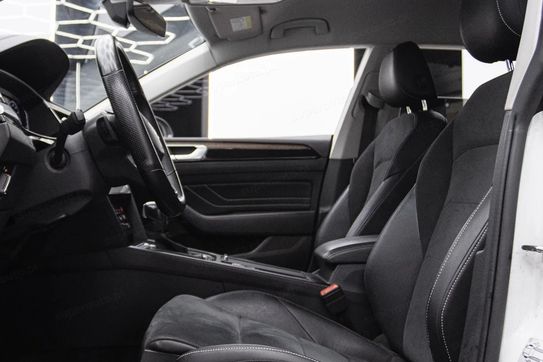 Volkswagen Arteon 2.0 TSI Elegance DSG
