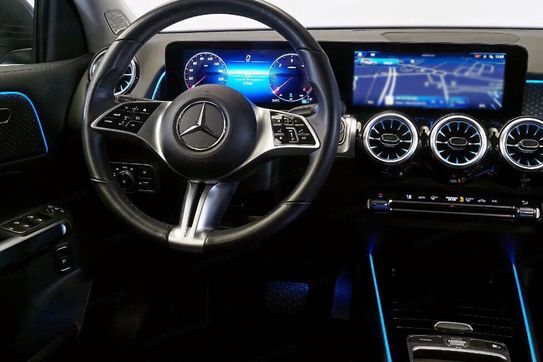 Mercedes GLB 220 d 4-Matic Progressive 8G-DCT