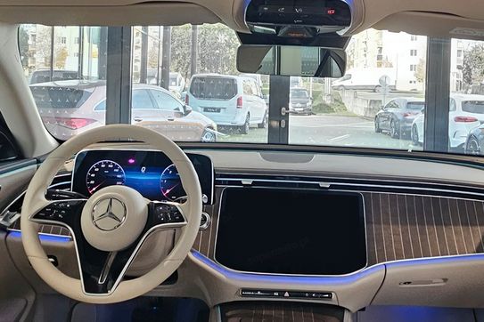 Mercedes Klasa E 220 d 4-Matic Exclusive