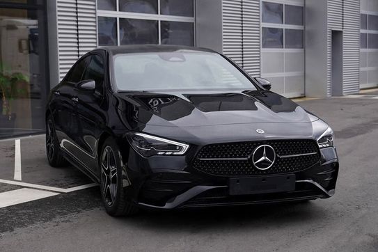Mercedes CLA 200 AMG Line