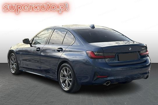 BMW Seria 3 320i