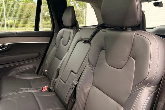 Volvo XC90 T8 AWD Plug-In Hybrid Ultra Dark 7os