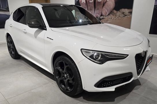 Alfa Romeo Stelvio Turbo Q4