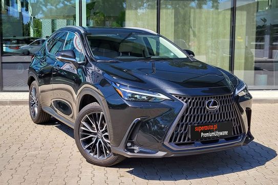 Lexus NX 450h+ Omotenashi AWD