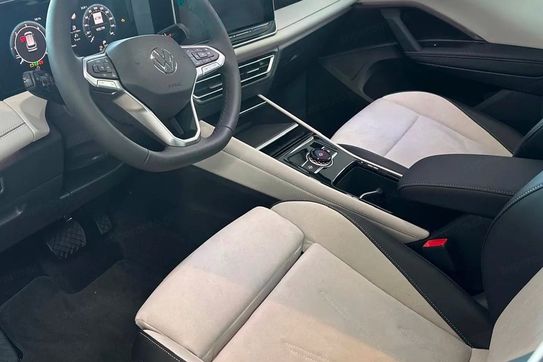 Volkswagen Tiguan Elegance 2.0 TSI DSG 4Mot.