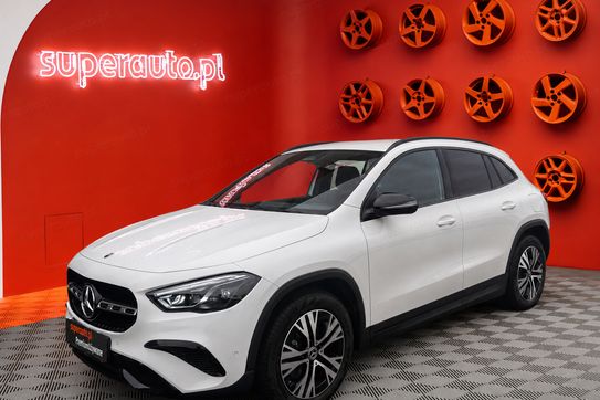 Mercedes GLA 200 Progressive