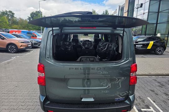 Peugeot Traveller Long L2H1 Business VIP EAT8