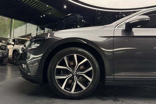 Volkswagen Passat 1.5 TSI Business DSG