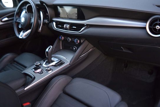 Alfa Romeo Stelvio Veloce Q4