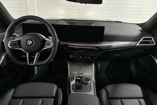 BMW Seria 3 318i M Sport