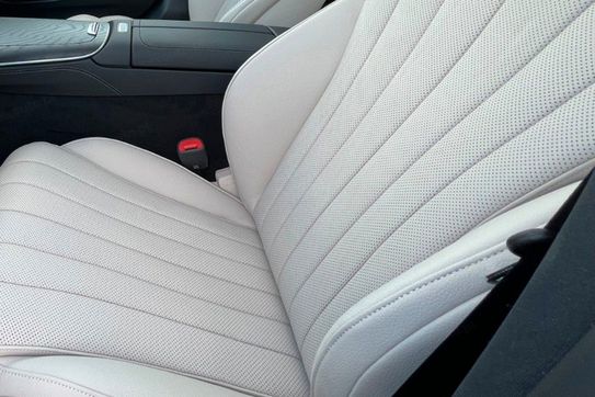 Mercedes E Klasa 220 d  4-Matic AMG