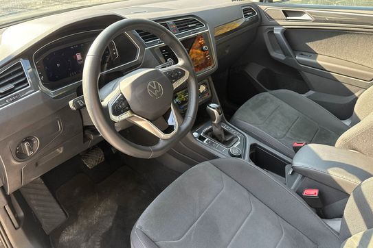 Volkswagen Tiguan Elegance 2.0 TDI 4Mot.  DSG