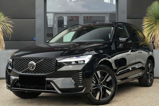 Volvo XC60 B5 AWD Plus Dark