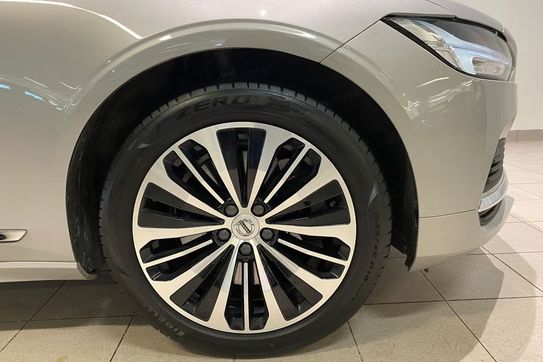 Volvo V90 T6 AWD Plug-In Hybrid Core