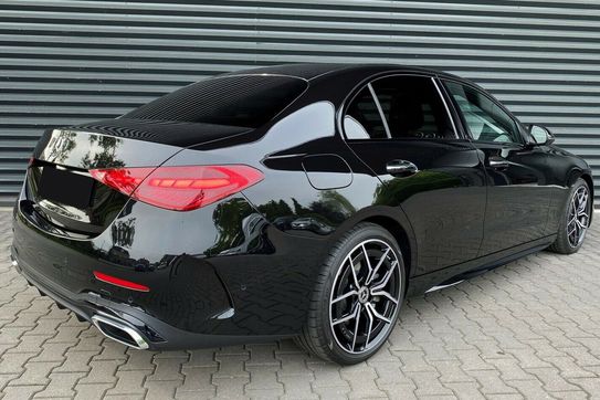 Mercedes Klasa C 200  4-Matic AMG
