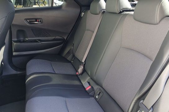 Toyota C-HR 2.0 PHEV Dynamic Force Executive