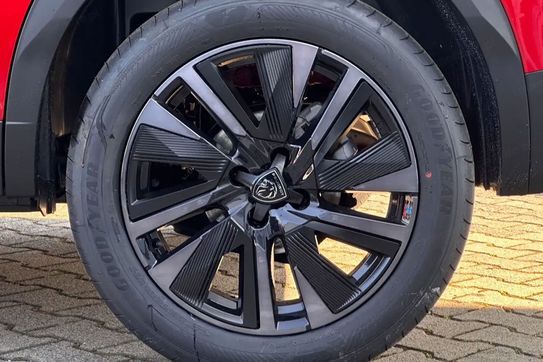 Peugeot 2008 GT e-DCS 1.2 mHEV