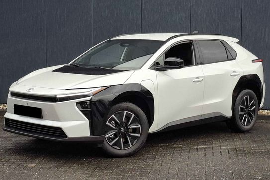 Toyota bZ4X Style EV