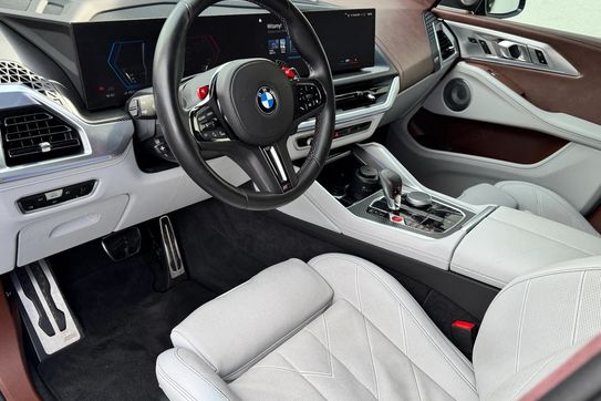BMW XM PHEV sport-aut