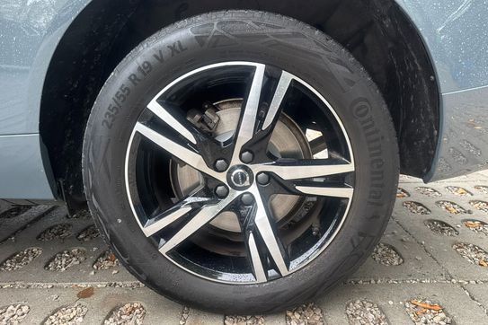 Volvo XC60 B5 D AWD R-Design
