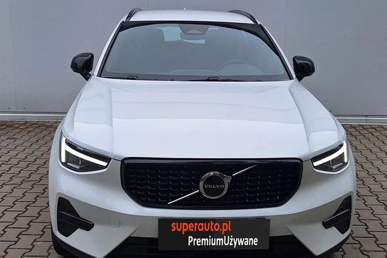 Volvo XC40 B3 Plus Dark