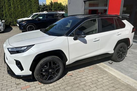 Toyota RAV4 GR Sport 2.5 Hybrid Dynamic Force