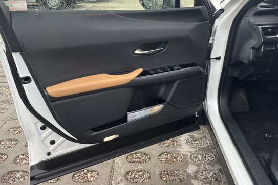 Lexus UX 200 Business