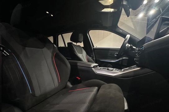 BMW Seria 3 320d xDrive mHEV M Sport aut