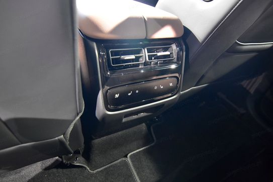 Chery Tiggo 9 Prestige 1.5 T-GDI Super Hybrid DHT