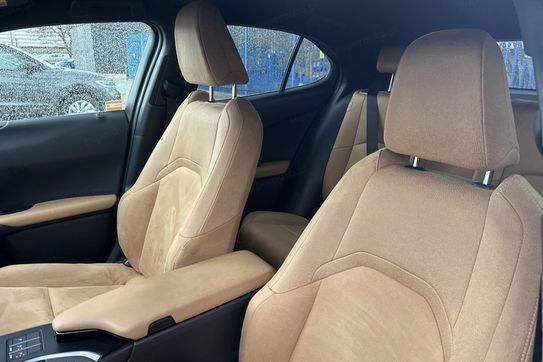 Lexus UX 200 Business