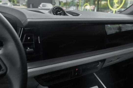 Porsche Cayenne Coupe E-Hybrid Black Edition
