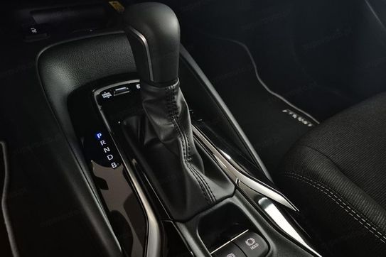 Toyota Corolla Style 1.8 Hybrid