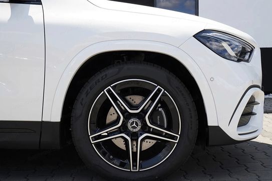 Mercedes GLA 200 AMG Line