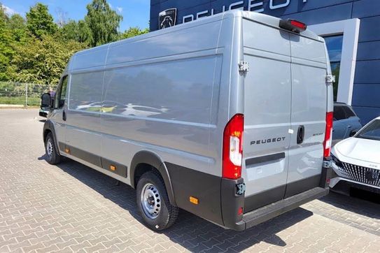 Peugeot Boxer Heavy L4H2 AT8